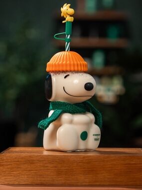 Starbucks Snoopy Bottle with Orange Hat and Green Scarf